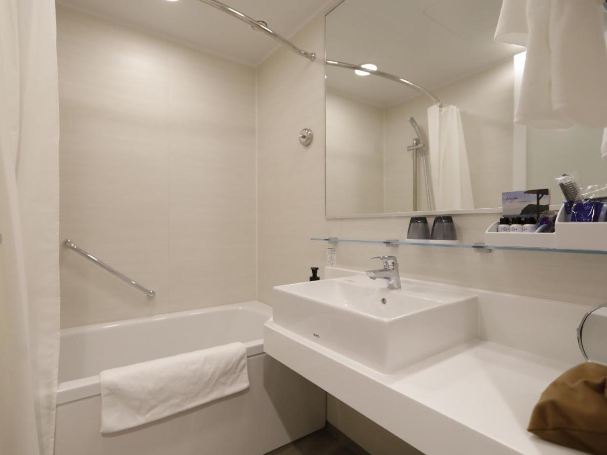 Nihon Seinenkan Hotel Tokio Zewnętrze zdjęcie